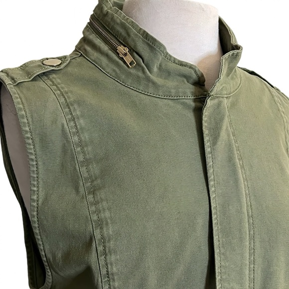 Cabi Explorer Utility Vest Army Green Sleeveless Gorpcore Zip Front Stretch Sz M - Picture 3 of 16
